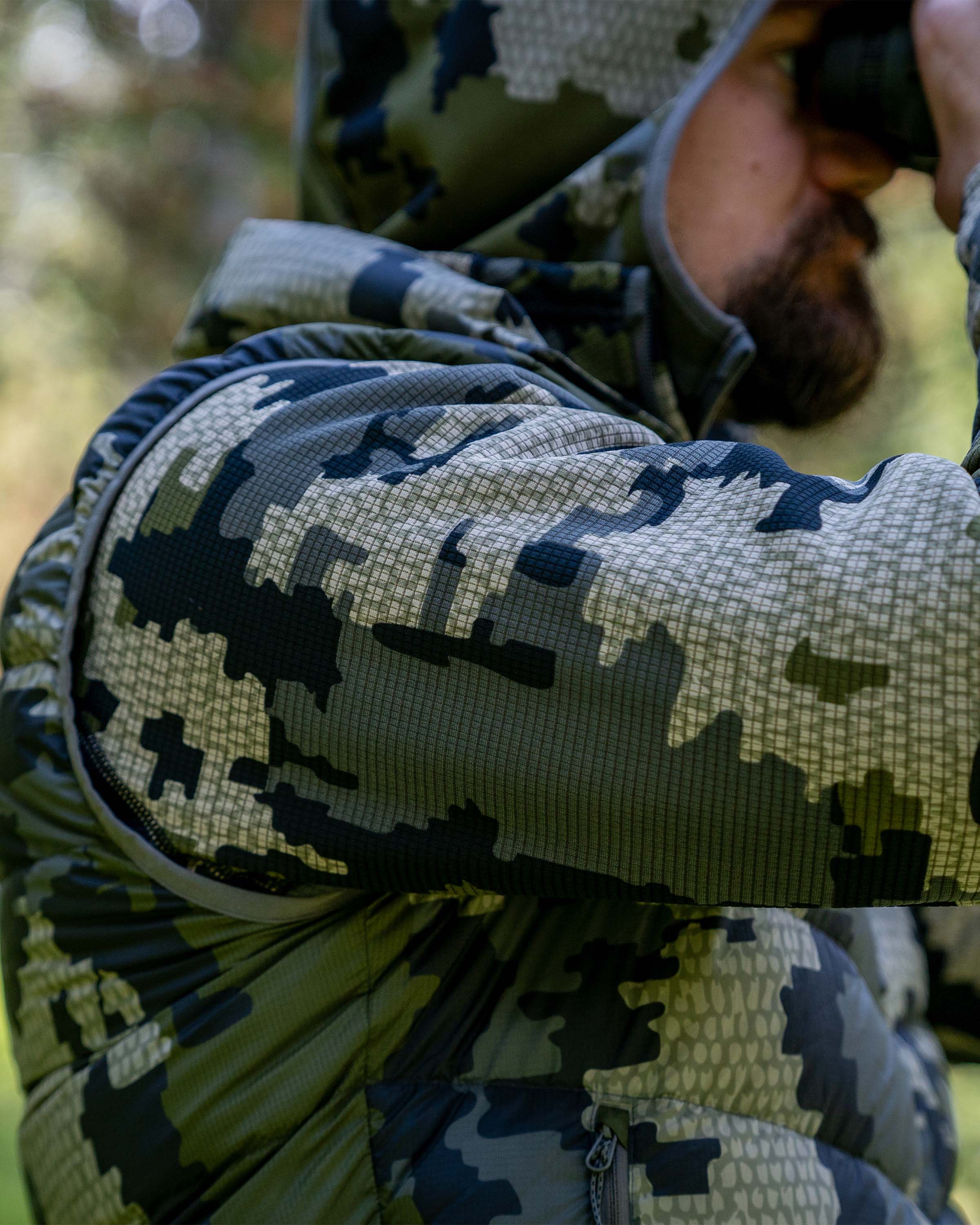 Super Down LT Vest | Ash - Image 4